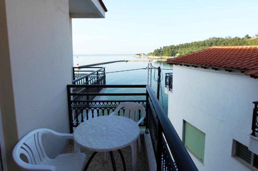 Angelica Hotel Limenas  Phòng bức ảnh